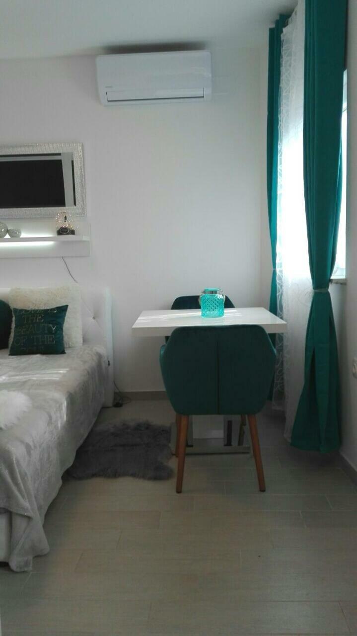 Studio Apartman Vortex Fažana Exteriör bild
